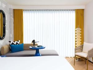 Postel nebo postele na pokoji v ubytování TRIBE Phuket Patong by Accor + 120 fotografií