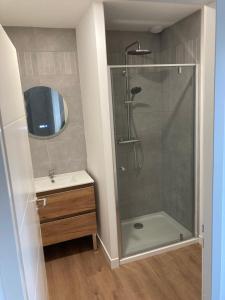 Koupelna v ubytování Chambre privée