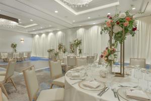 Εστιατόριο ή άλλο μέρος για φαγητό στο Hilton Anaheim +145 φωτογραφίες