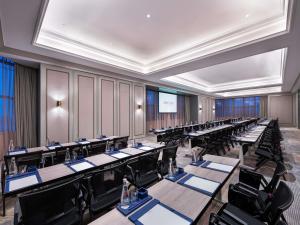 Οι επιχειρηματικές εγκαταστάσεις ή/και οι αίθουσες συνεδριάσεων στο Mercure Changshu Riverside