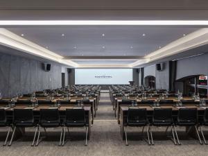 Οι επιχειρηματικές εγκαταστάσεις ή/και οι αίθουσες συνεδριάσεων στο Novotel Jinan North Down Town