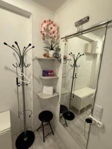 Et badeværelse på Andreso Villa Relax + 3 billeder