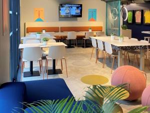 Εστιατόριο ή άλλο μέρος για φαγητό στο ibis budget Loudéac Vélodrome +55 φωτογραφίες