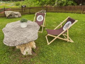 Κήπος έξω από το Chalet Margaretka High Tatras