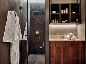 Vannituba majutusasutuses Mövenpick Resort & Spa Karpacz