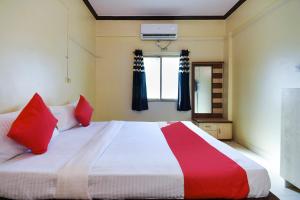 Φωτογραφία από το άλμπουμ του Hotel O Swaraj Resto and Lodging στο Pune +27 φωτογραφίες