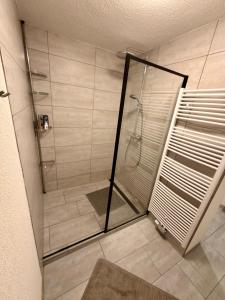 Koupelna v ubytování Ferien im Schwarzwald Ferienwohnung Freiamt + 65 fotografií