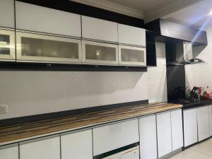 Kuchyň nebo kuchyňský kout v ubytování Sofia homestay