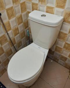 Ένα μπάνιο στο JSQUARE STUDIO APt