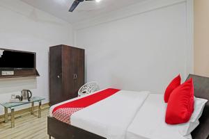 Μια τηλεόραση ή/και κέντρο ψυχαγωγίας στο Hotel O APM INN