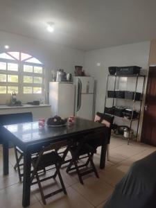 Kuchyň nebo kuchyňský kout v ubytování Casa Sossêgo