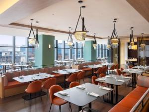 Restoran või mõni muu söögikoht majutusasutuses Mercure Ambassador Seoul Magok