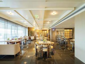 Εστιατόριο ή άλλο μέρος για φαγητό στο Grand Mercure Guangzhou Baiyun
