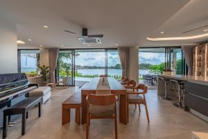 Fotografie z fotogalerie ubytování Lakeside 5-BR New Pool Villa in Gated Community v destinaci Chalong + 33 fotografií