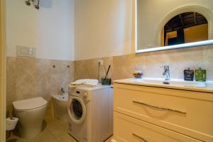 Ένα μπάνιο στο Luxury Trevi +9 φωτογραφίες