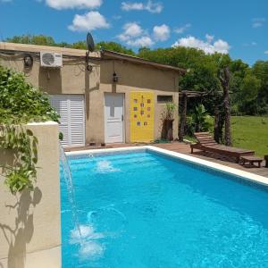 Bassein majutusasutuses La Nolina või selle lähedal