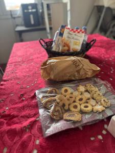 Φαγητό σε αυτό το διαμέρισμα ή κάπου εκεί κοντά +4 φωτογραφίες