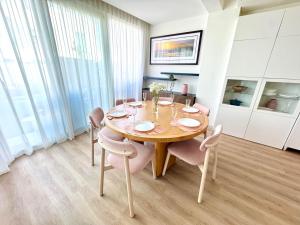 Φωτογραφία από το άλμπουμ του Amaizing Villa in a Calm Neighborhood στο Ντουμπάι