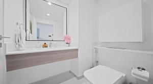 O baie la Amaizing Villa in a Calm Neighborhood +4 fotografii