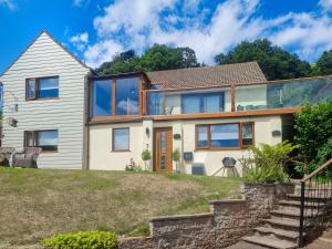 Το κτήριο όπου στεγάζεται  η παραθεριστική κατοικία