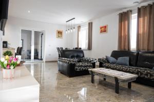 Χώρος καθιστικού στο Vila Mira