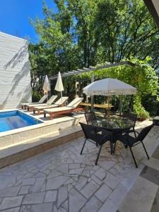 Πισίνα στο ή κοντά στο Apartments TP 777