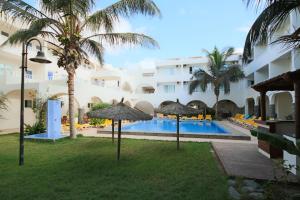 Bazén v ubytování Ouril Pontao Hotel nebo v jeho okolí