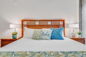 Afbeelding uit fotogalerij van Kulakane 211 · KK 211 Updated OceanFront Whale Watching in Kahana