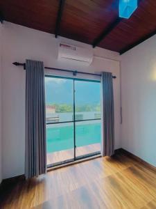 Πισίνα στο ή κοντά στο Luxury Villa