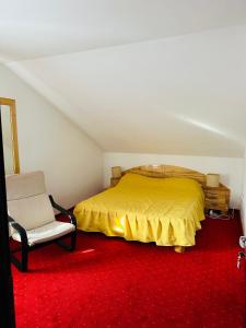 Postel nebo postele na pokoji v ubytování Pensiunea Casa Ancutei