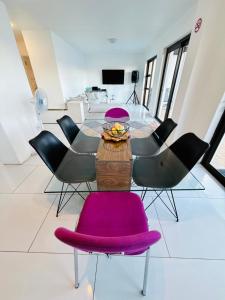 Et tv og/eller underholdning på The White House - Zonnebloem + 45 billeder