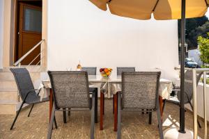 Μπαλκόνι ή βεράντα στο Serenity House - Magic sunsets