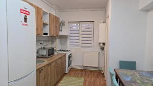 Η κουζίνα ή μικρή κουζίνα στο Opio's House