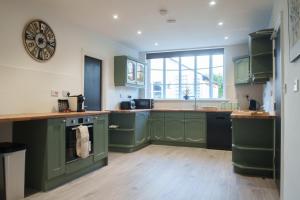 Køkken eller tekøkken på Stunning Countryside Retreat & Getaway!