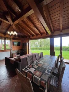 Posezení v ubytování Izetaerdi - Casa con encanto y vistas únicas by Egona