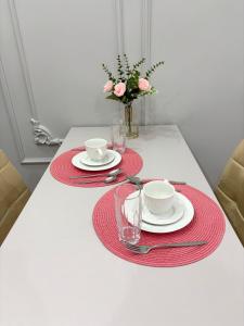 Foto sihtkohas Zhezdi asuva majutusasutuse Современная и уютная евродвушка в районе Хан Шатыра galeriist