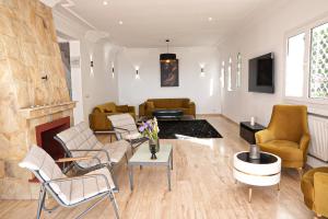 Χώρος καθιστικού στο villa Agnes