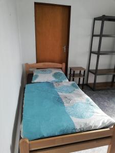 Postel nebo postele na pokoji v ubytování Wohnung für Arbeiter und Monteure bis 7 Personen