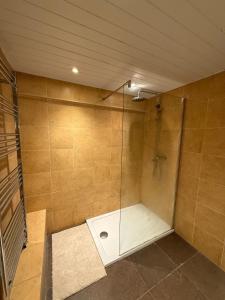 Vannituba majutusasutuses A 2 Bed Luxury Cottage in the heart of 100 Acres