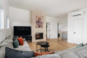 Posezení v ubytování Chalet a Samia - Spa, luxury, Jay Peak view