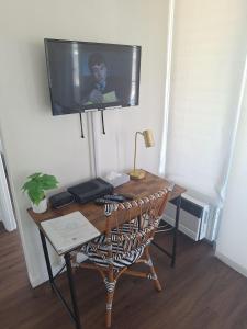 Et tv og/eller underholdning på Pacific Monarch 1806