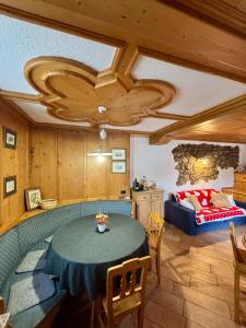 Χώρος καθιστικού στο Pragma Apartments - Dolomiti by Valentina