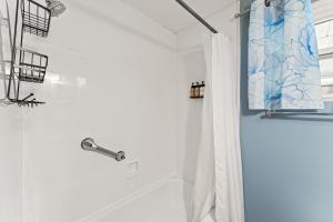 Ένα μπάνιο στο Last-min Thanksgiving Escape Kalm Retreat