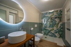 Ένα μπάνιο στο Ca' dal Pum - Lake Orta - Elegant holiday home +19 φωτογραφίες