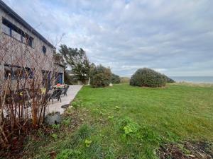 Příroda nedaleko vily