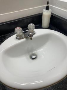 Afbeelding uit fotogalerij van Central Downtown Kitchener Stay in Kitchener