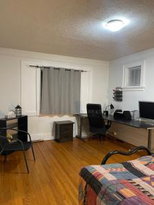 Afbeelding uit fotogalerij van Central Downtown Kitchener Stay in Kitchener +7 foto's