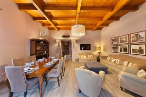 Χώρος καθιστικού στο AMORE RENTALS - Palazzo Mary