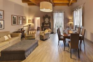 Χώρος καθιστικού στο AMORE RENTALS - Palazzo Mary