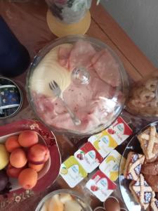 Toit of the bed and breakfast aladel või selle läheduses +1 foto